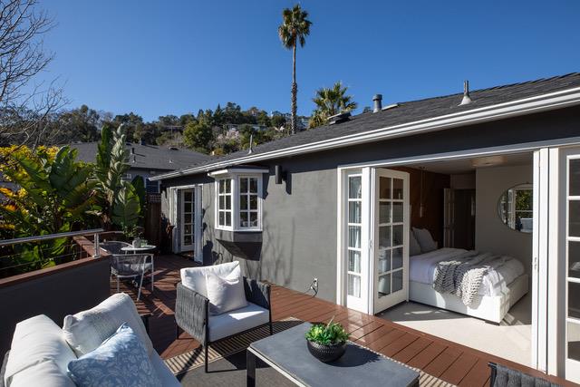 Detail Gallery Image 11 of 36 For 1541 Hull Dr, San Carlos,  CA 94070 - 4 Beds | 2/1 Baths