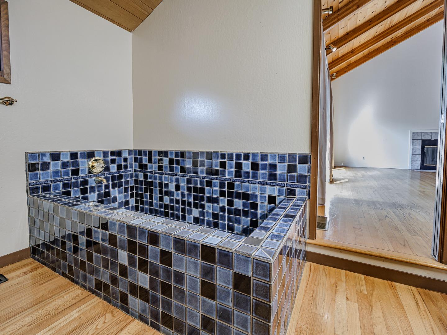 Detail Gallery Image 34 of 55 For 1459 High St, Santa Cruz,  CA 95060 - – Beds | – Baths