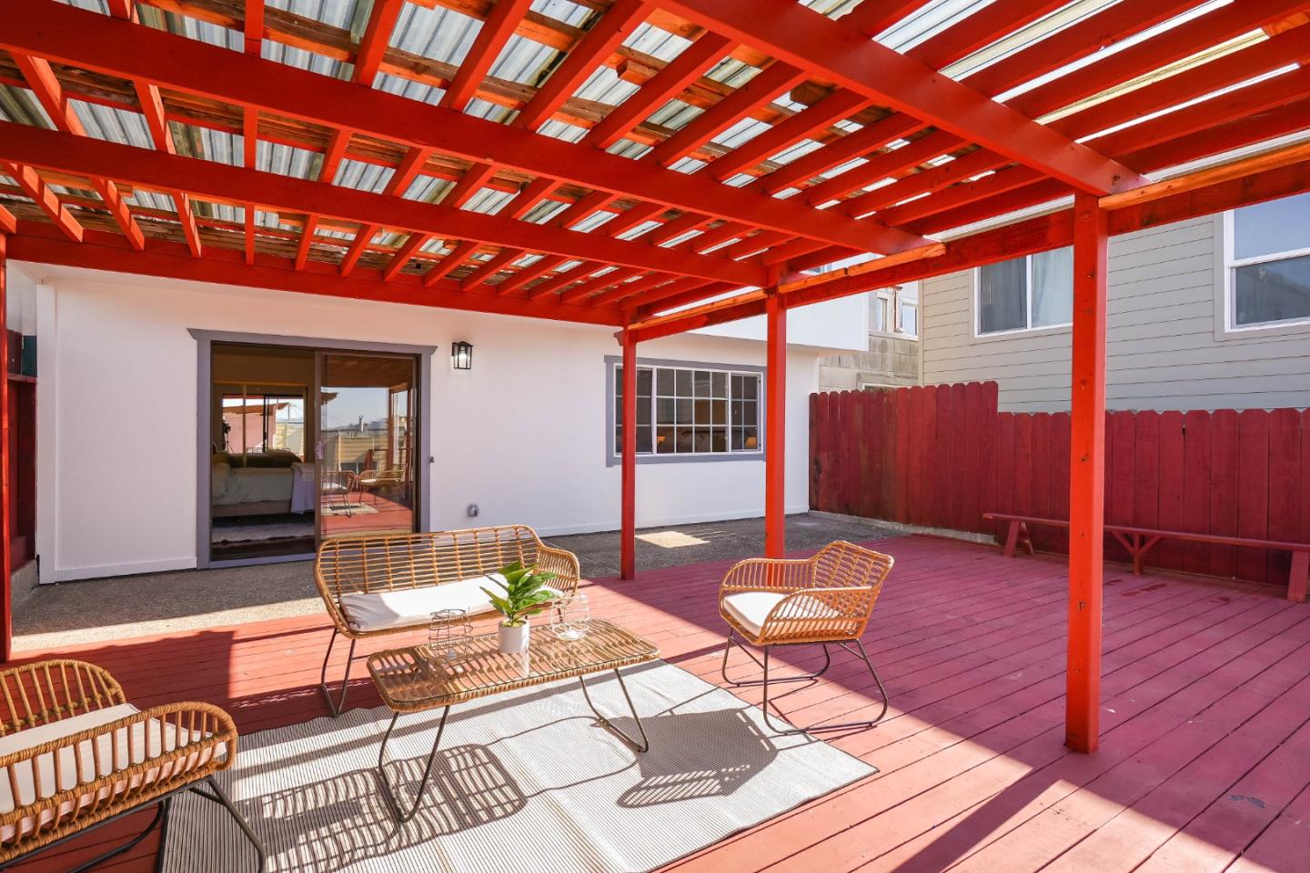 Detail Gallery Image 23 of 31 For 584 Hillside Blvd, Daly City,  CA 94014 - 4 Beds | 2/1 Baths