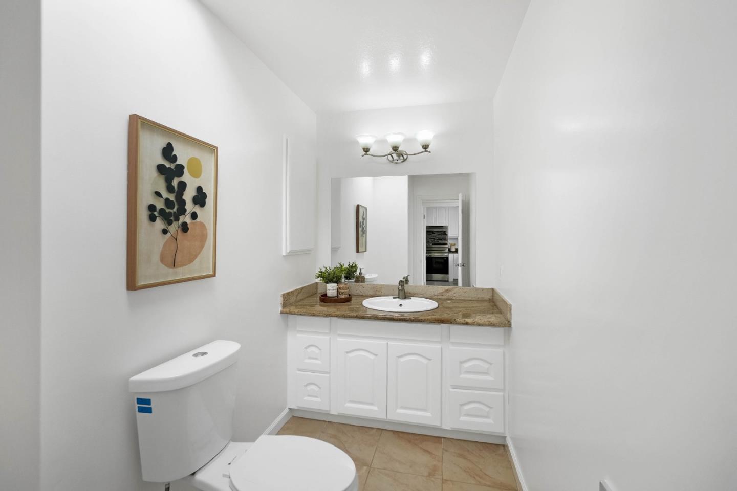 Detail Gallery Image 8 of 31 For 584 Hillside Blvd, Daly City,  CA 94014 - 4 Beds | 2/1 Baths