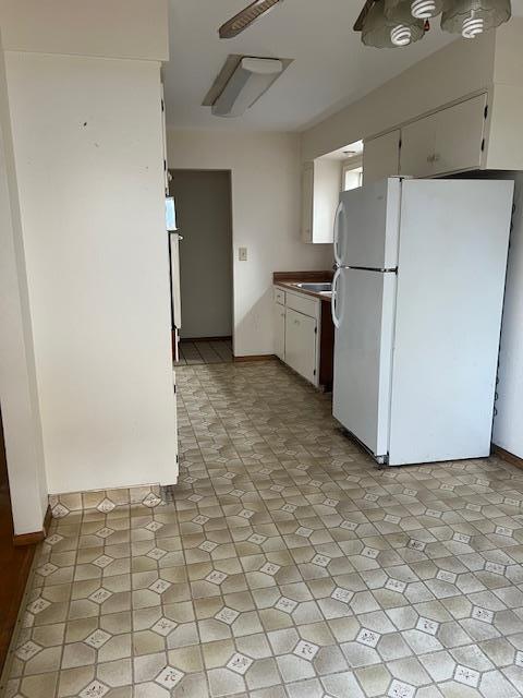 Detail Gallery Image 3 of 12 For 1333 Klamath Dr, San Jose,  CA 95130 - 3 Beds | 2 Baths