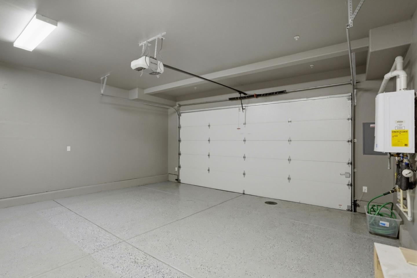 Detail Gallery Image 28 of 29 For 5003 3rd Ave, Marina,  CA 93933 - 3 Beds | 2/1 Baths