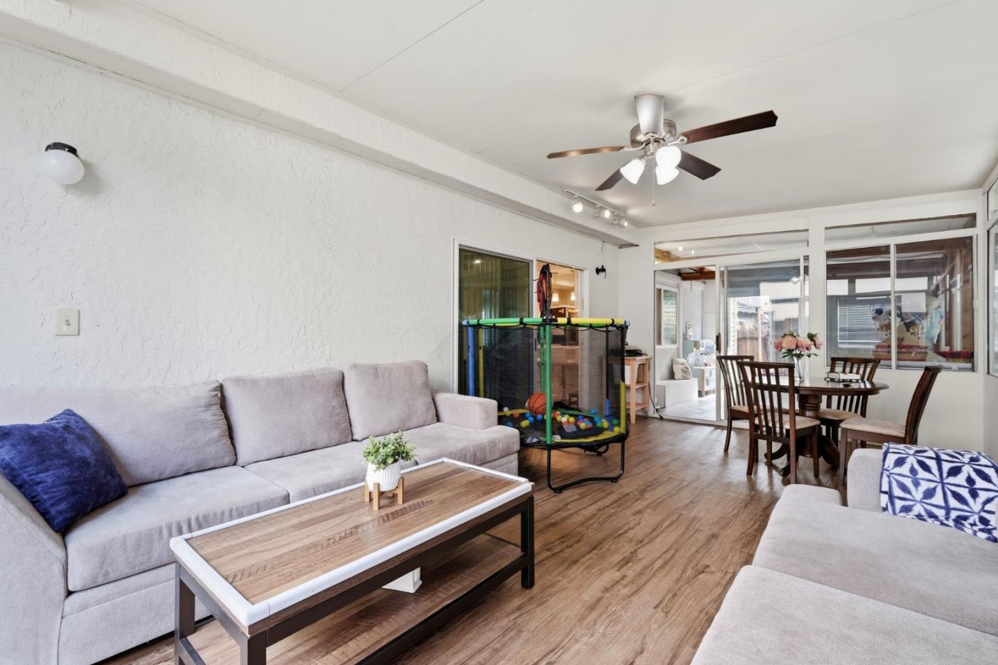 Detail Gallery Image 10 of 42 For 1729 Sherman Dr, Union City,  CA 94587 - 4 Beds | 3 Baths