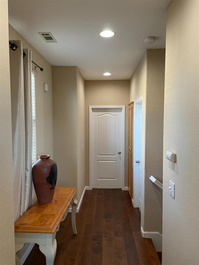 Detail Gallery Image 12 of 21 For 1744 Bella Largo Dr, Stockton,  CA 95206 - 3 Beds | 3 Baths