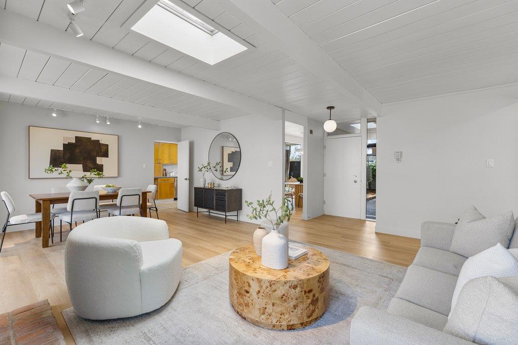 Detail Gallery Image 14 of 75 For 729 Stendhal Ln, Cupertino,  CA 95014 - 4 Beds | 2 Baths