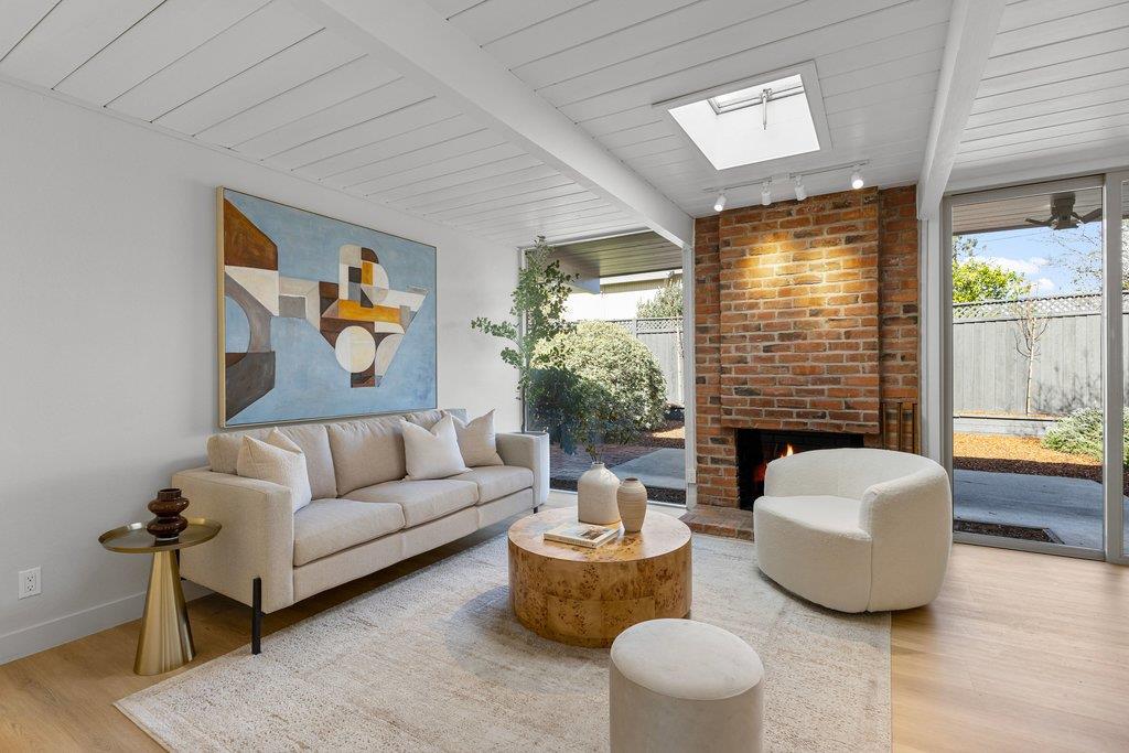 Detail Gallery Image 17 of 75 For 729 Stendhal Ln, Cupertino,  CA 95014 - 4 Beds | 2 Baths