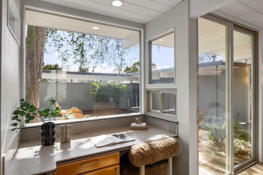 Detail Gallery Image 26 of 75 For 729 Stendhal Ln, Cupertino,  CA 95014 - 4 Beds | 2 Baths