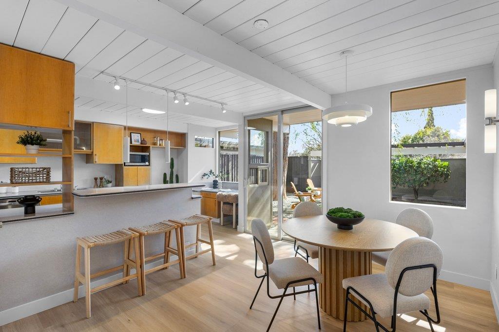 Detail Gallery Image 32 of 75 For 729 Stendhal Ln, Cupertino,  CA 95014 - 4 Beds | 2 Baths