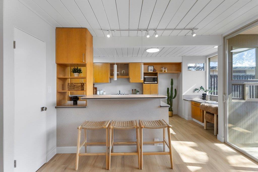 Detail Gallery Image 33 of 75 For 729 Stendhal Ln, Cupertino,  CA 95014 - 4 Beds | 2 Baths