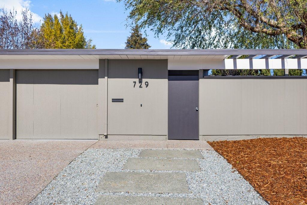 Detail Gallery Image 5 of 75 For 729 Stendhal Ln, Cupertino,  CA 95014 - 4 Beds | 2 Baths