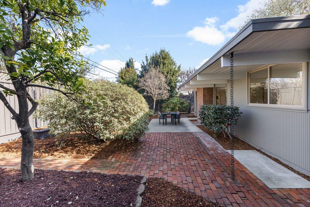 Detail Gallery Image 59 of 75 For 729 Stendhal Ln, Cupertino,  CA 95014 - 4 Beds | 2 Baths