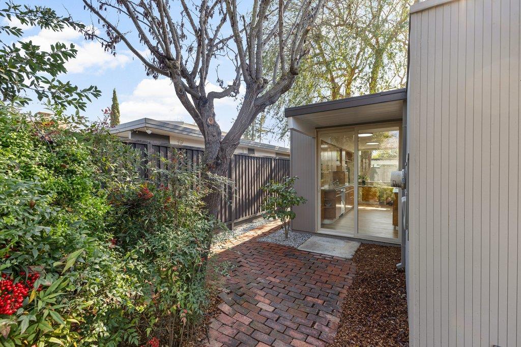 Detail Gallery Image 62 of 75 For 729 Stendhal Ln, Cupertino,  CA 95014 - 4 Beds | 2 Baths