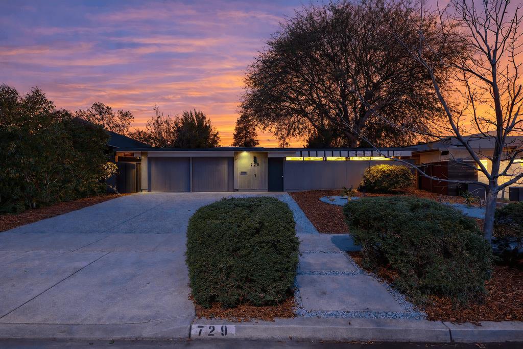 Detail Gallery Image 68 of 75 For 729 Stendhal Ln, Cupertino,  CA 95014 - 4 Beds | 2 Baths