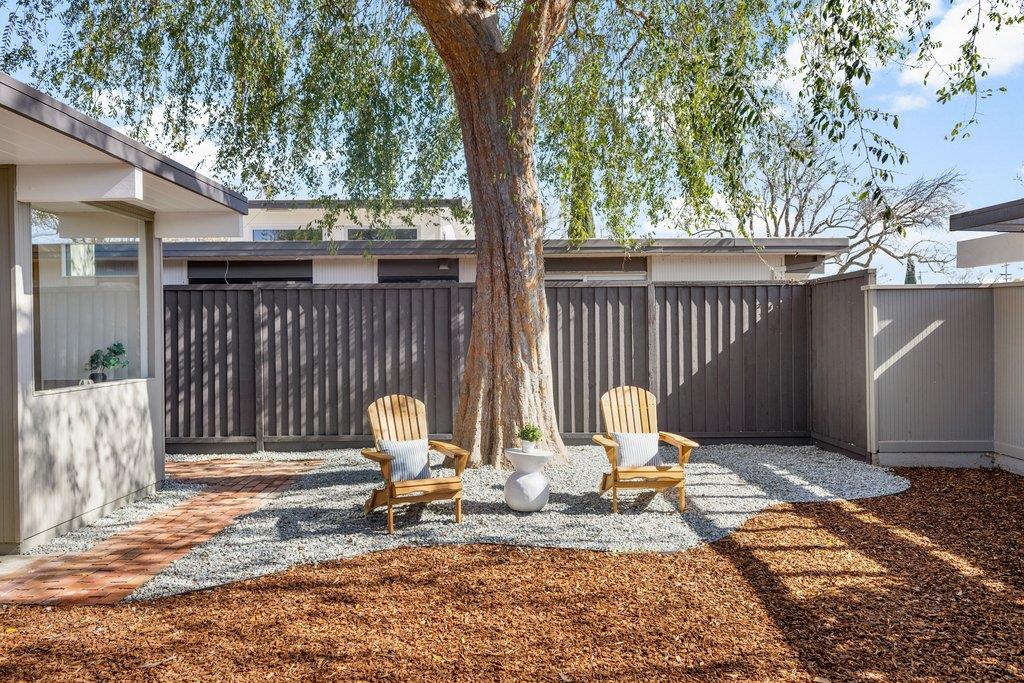 Detail Gallery Image 8 of 75 For 729 Stendhal Ln, Cupertino,  CA 95014 - 4 Beds | 2 Baths