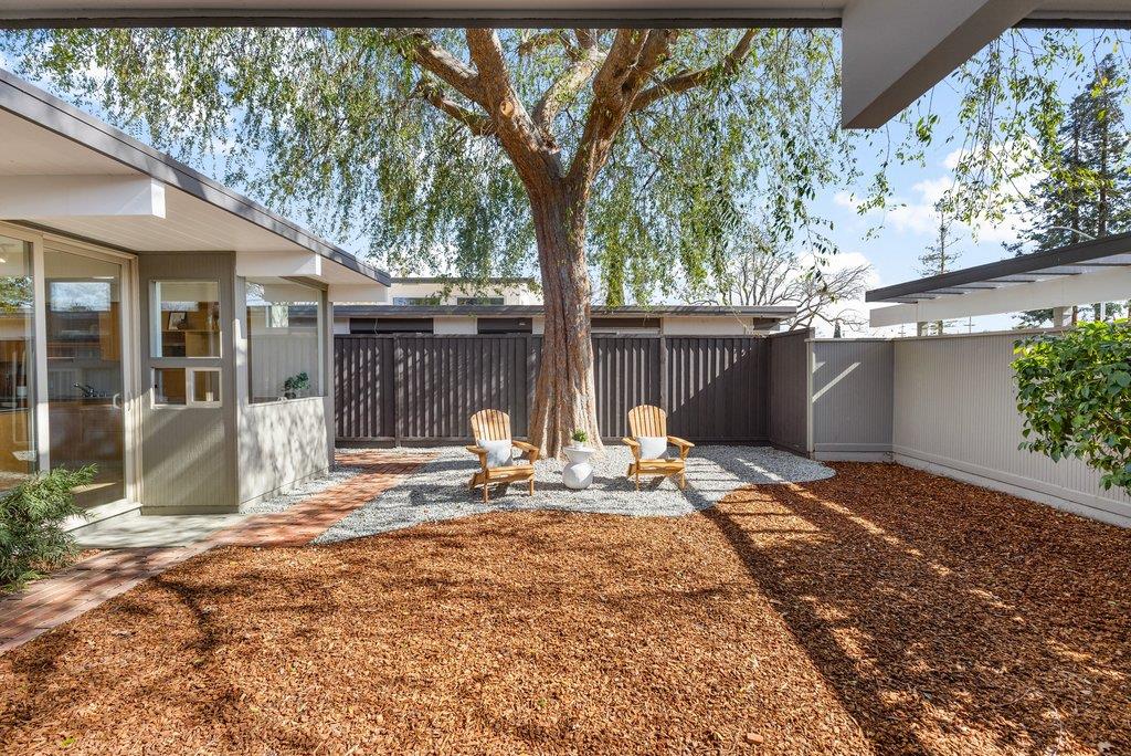 Detail Gallery Image 9 of 75 For 729 Stendhal Ln, Cupertino,  CA 95014 - 4 Beds | 2 Baths