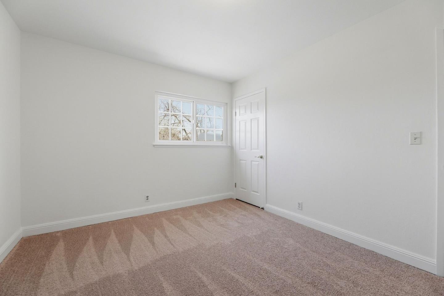 Detail Gallery Image 26 of 39 For 134 Herlong Ave, San Jose,  CA 95123 - 4 Beds | 3 Baths