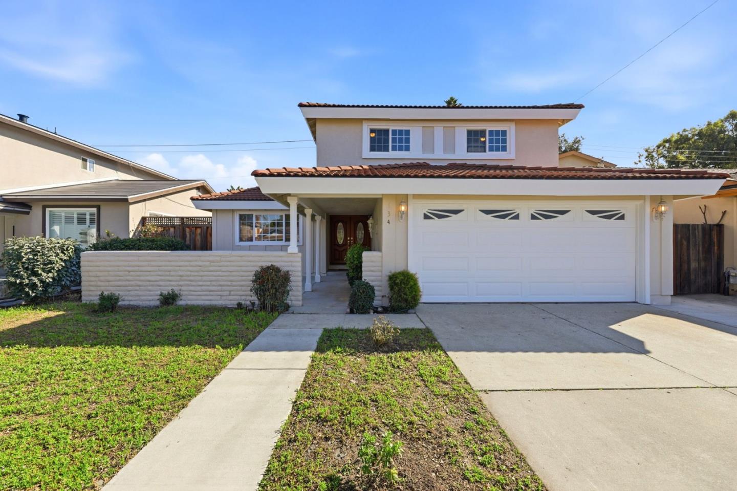 Detail Gallery Image 4 of 39 For 134 Herlong Ave, San Jose,  CA 95123 - 4 Beds | 3 Baths