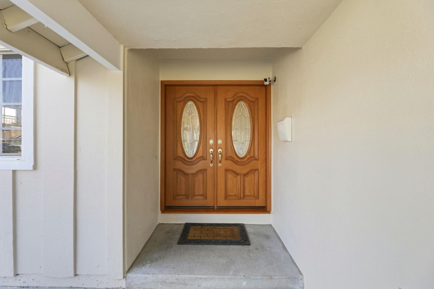 Detail Gallery Image 7 of 39 For 134 Herlong Ave, San Jose,  CA 95123 - 4 Beds | 3 Baths