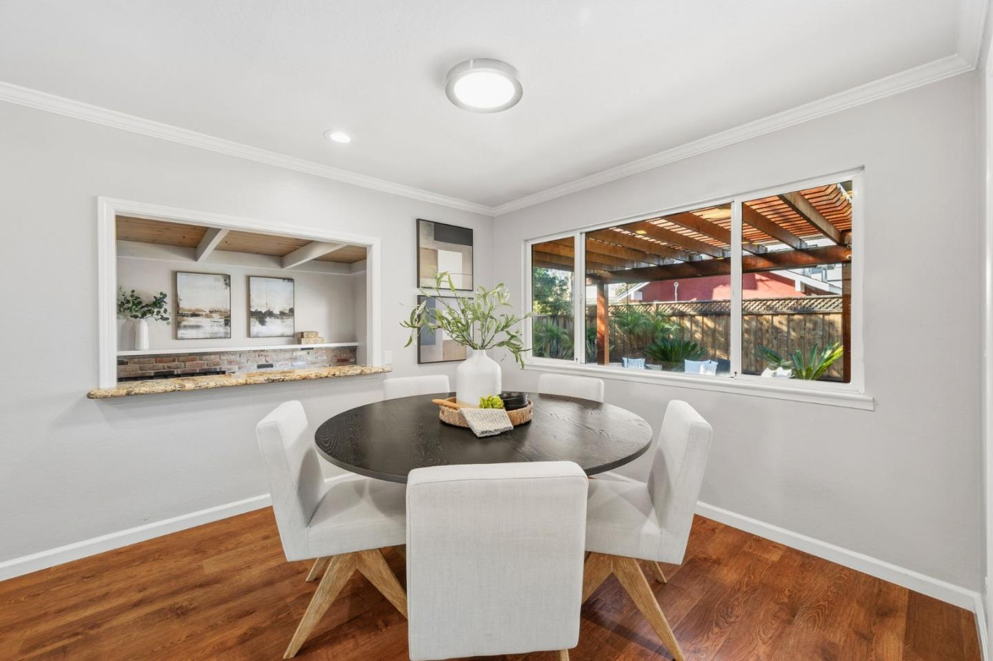 Detail Gallery Image 10 of 39 For 173 Branbury Dr, Campbell,  CA 95008 - 3 Beds | 2/1 Baths