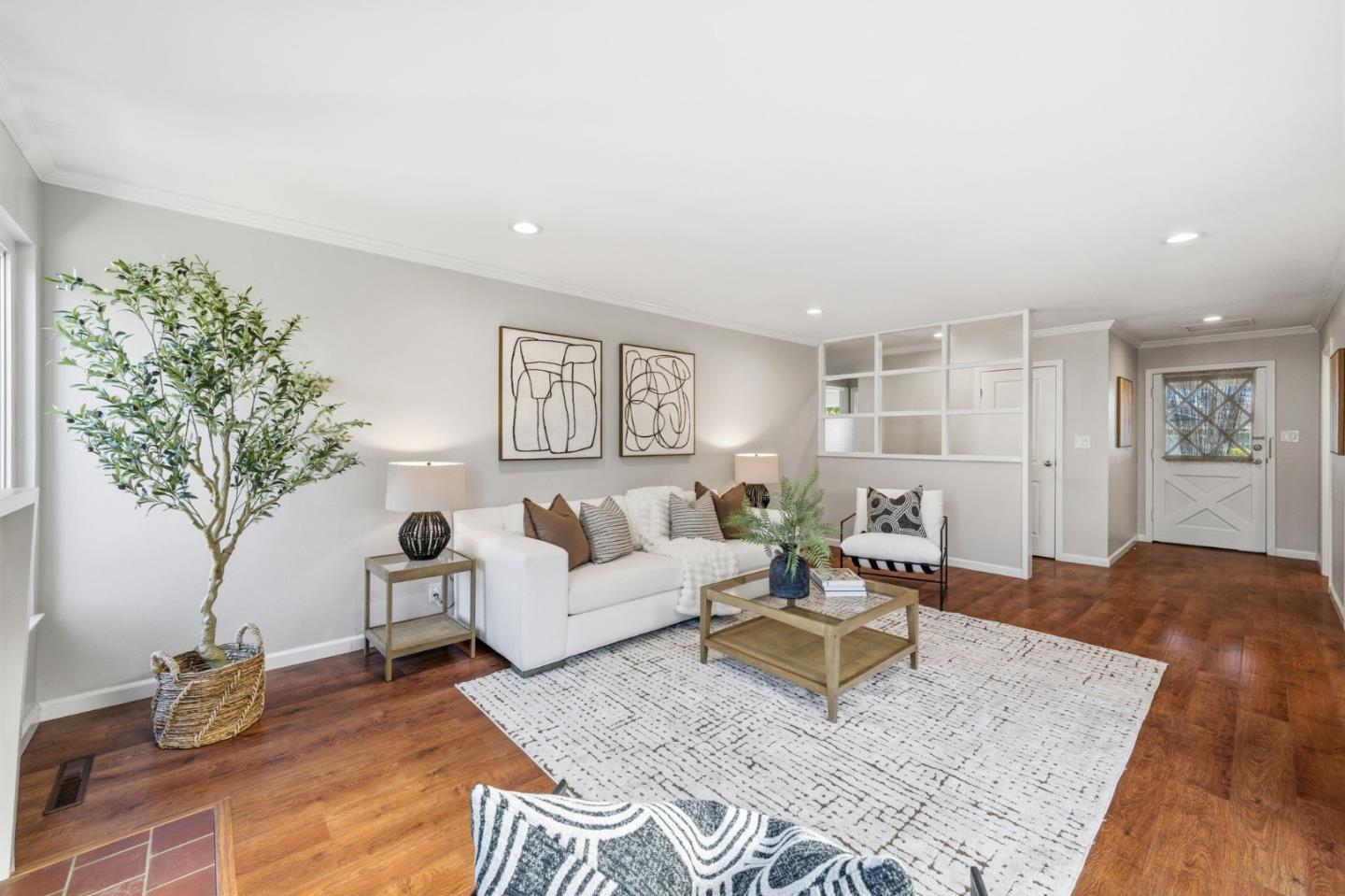 Detail Gallery Image 18 of 39 For 173 Branbury Dr, Campbell,  CA 95008 - 3 Beds | 2/1 Baths