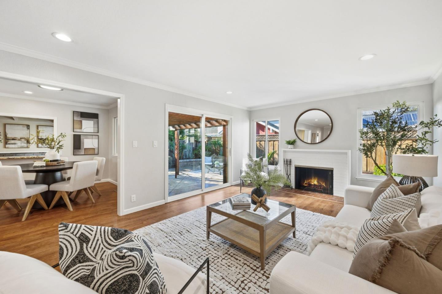 Detail Gallery Image 19 of 39 For 173 Branbury Dr, Campbell,  CA 95008 - 3 Beds | 2/1 Baths