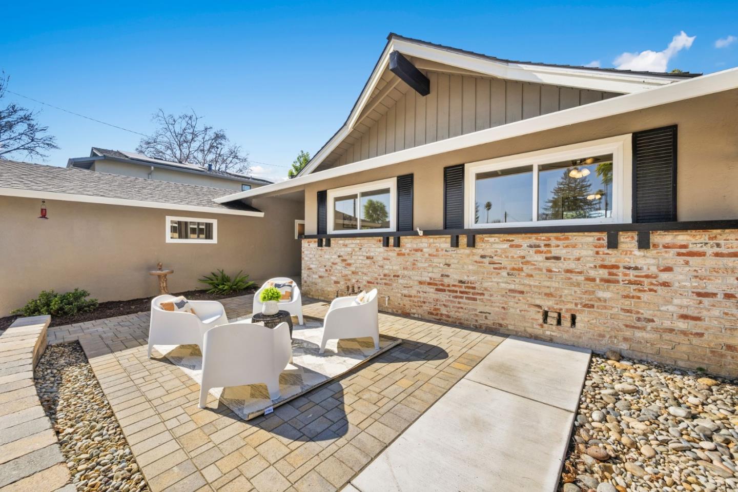 Detail Gallery Image 3 of 39 For 173 Branbury Dr, Campbell,  CA 95008 - 3 Beds | 2/1 Baths