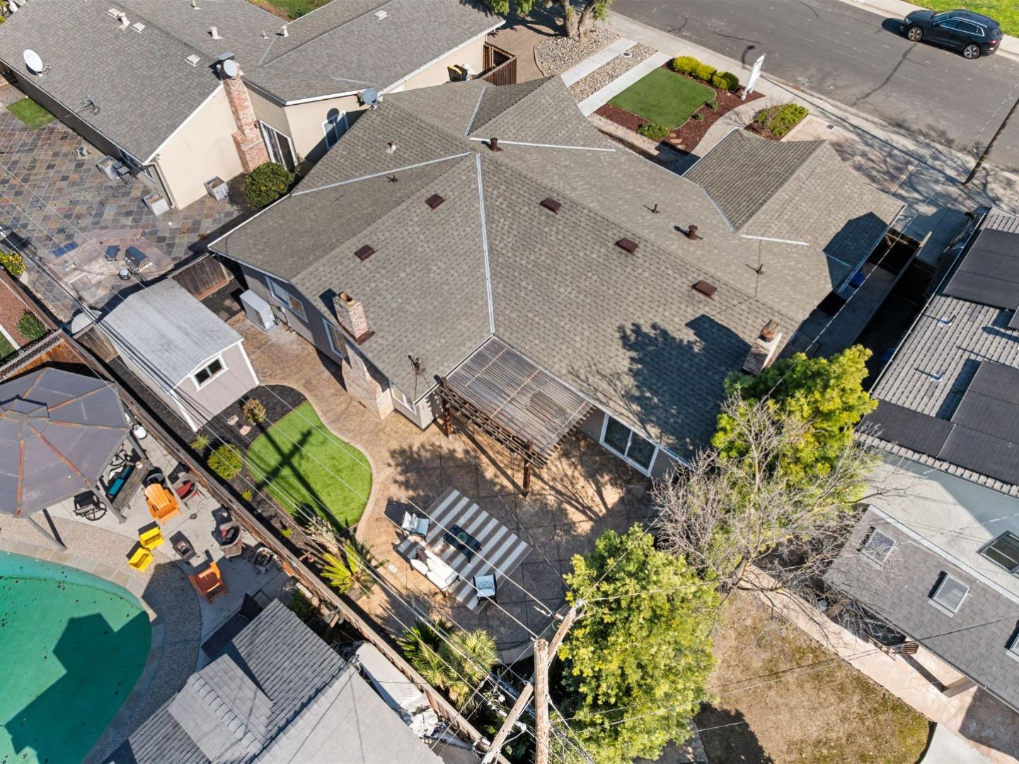 Detail Gallery Image 32 of 39 For 173 Branbury Dr, Campbell,  CA 95008 - 3 Beds | 2/1 Baths