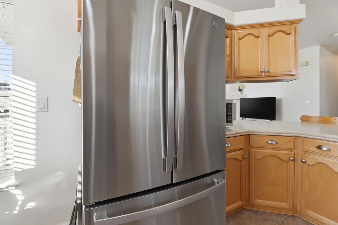 Detail Gallery Image 8 of 31 For 1220 Tasman Dr #508,  Sunnyvale,  CA 94089 - 3 Beds | 2 Baths