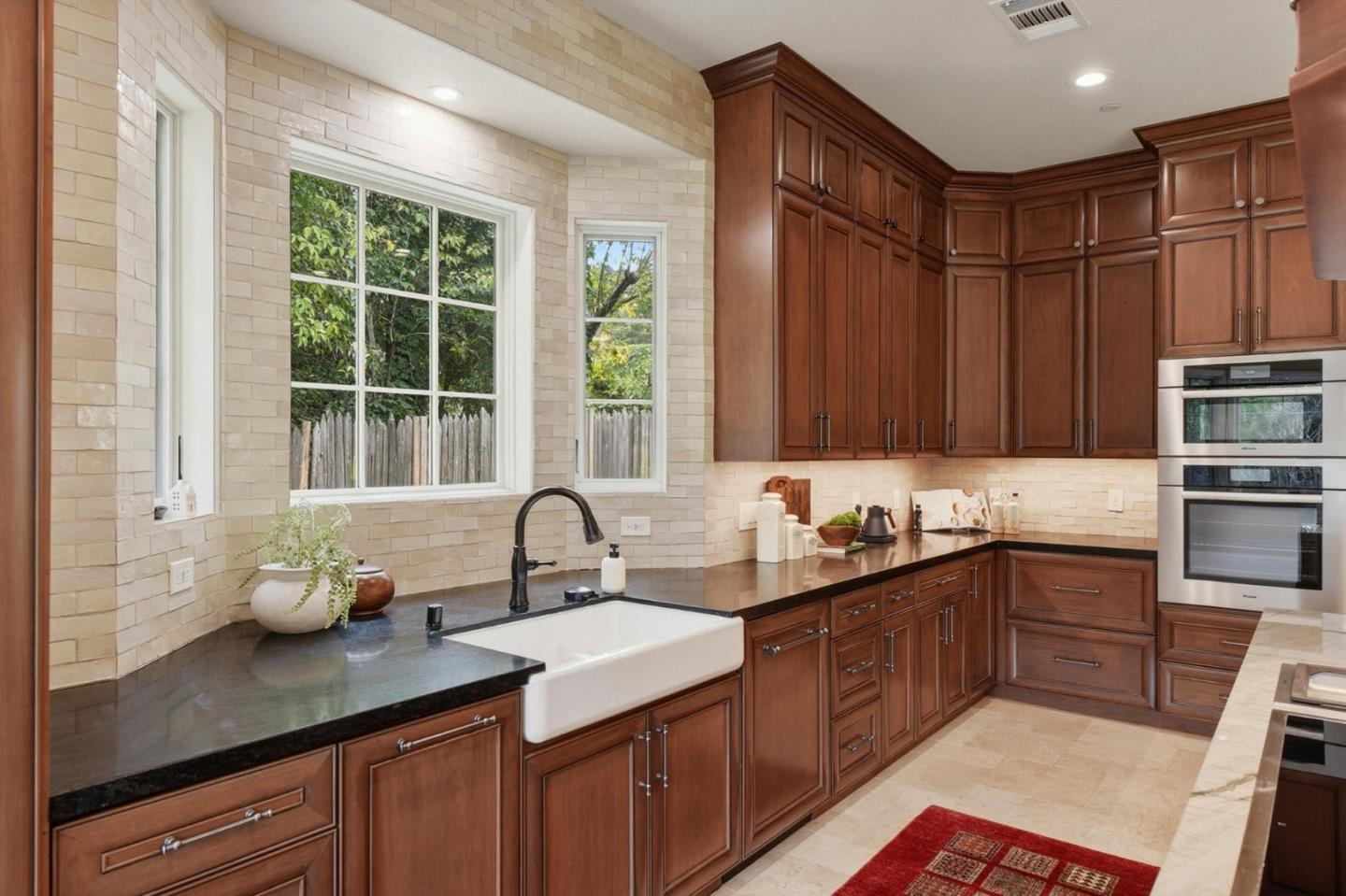 Detail Gallery Image 16 of 61 For 15180 Pepper Ln, Saratoga,  CA 95070 - 6 Beds | 5/1 Baths