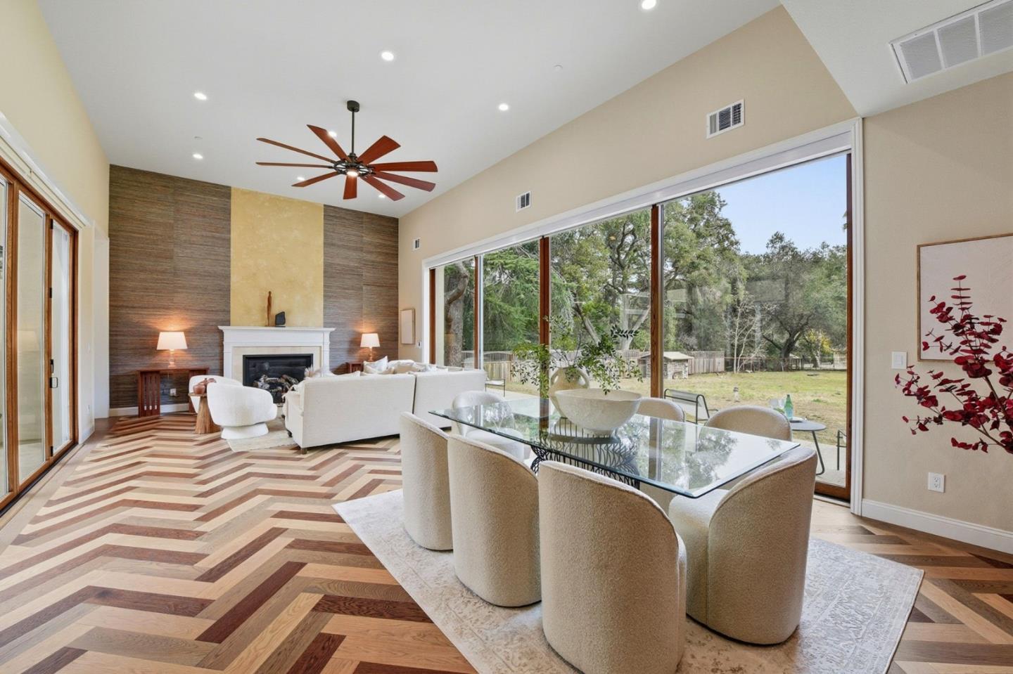 Detail Gallery Image 20 of 61 For 15180 Pepper Ln, Saratoga,  CA 95070 - 6 Beds | 5/1 Baths