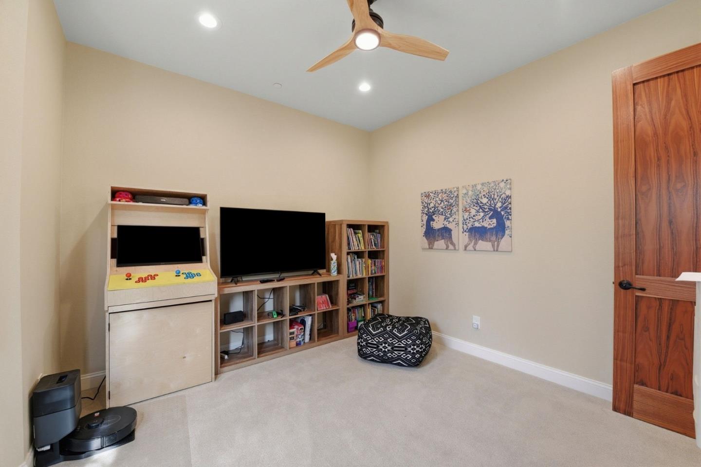 Detail Gallery Image 24 of 61 For 15180 Pepper Ln, Saratoga,  CA 95070 - 6 Beds | 5/1 Baths