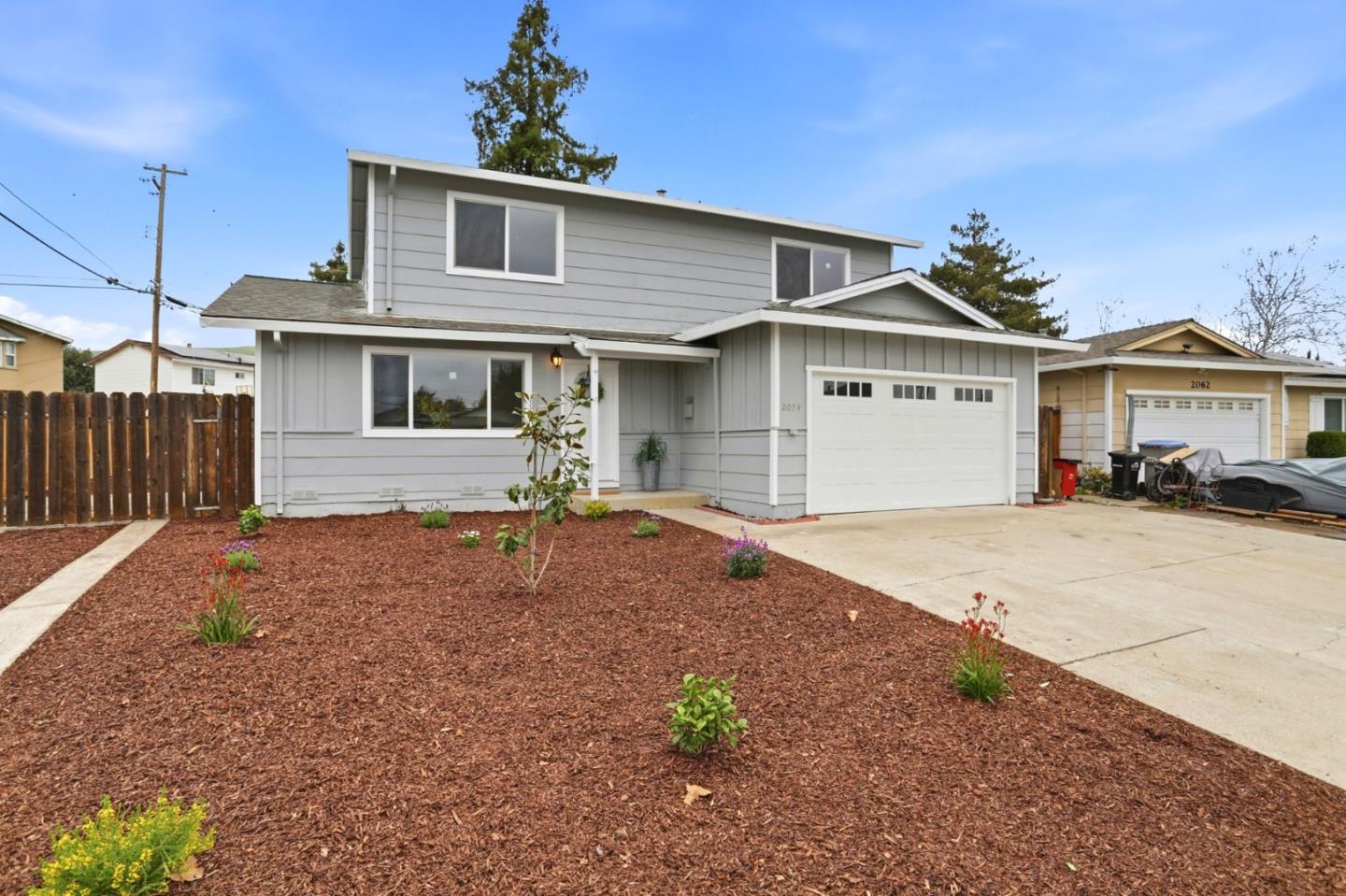 Detail Gallery Image 2 of 42 For 2074 Ashwood Ln, San Jose,  CA 95132 - 4 Beds | 3 Baths