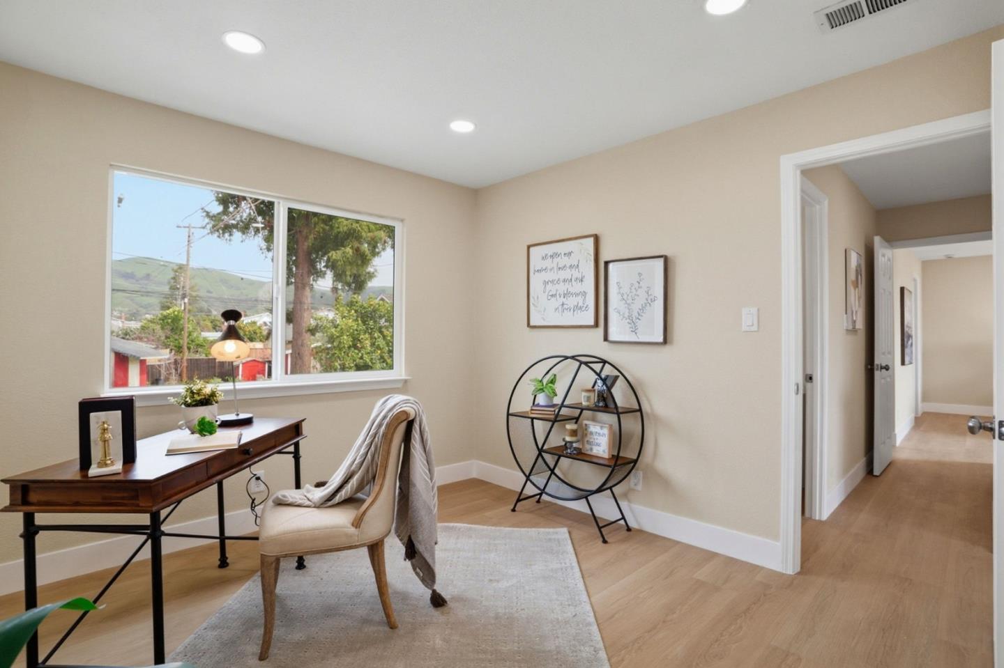 Detail Gallery Image 21 of 42 For 2074 Ashwood Ln, San Jose,  CA 95132 - 4 Beds | 3 Baths