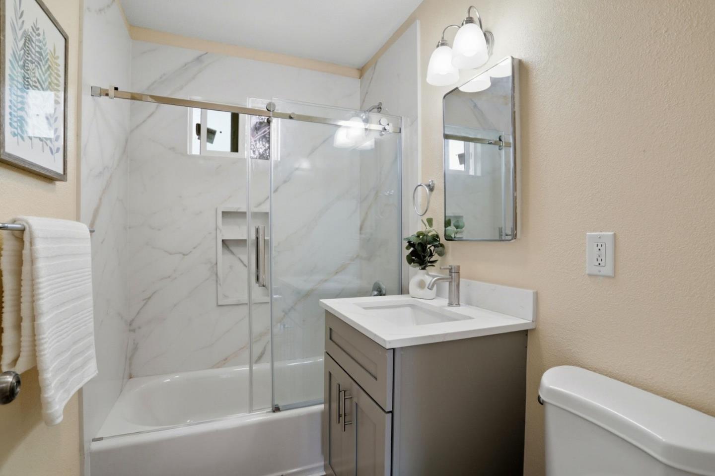 Detail Gallery Image 32 of 42 For 2074 Ashwood Ln, San Jose,  CA 95132 - 4 Beds | 3 Baths