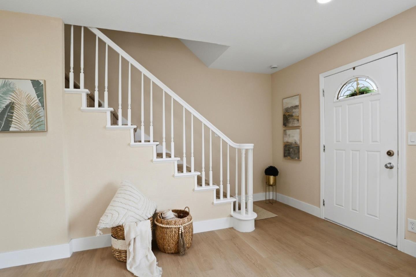 Detail Gallery Image 5 of 42 For 2074 Ashwood Ln, San Jose,  CA 95132 - 4 Beds | 3 Baths