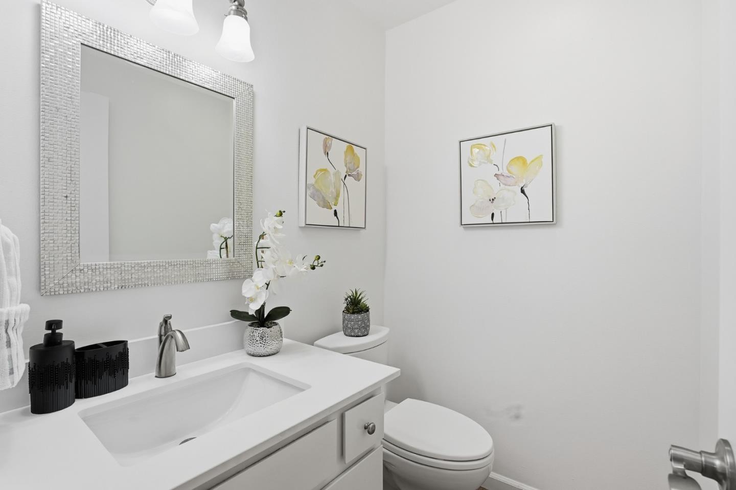 Detail Gallery Image 11 of 53 For 1140 Glenmeadow Court, San Jose,  CA 95125 - 3 Beds | 2/1 Baths