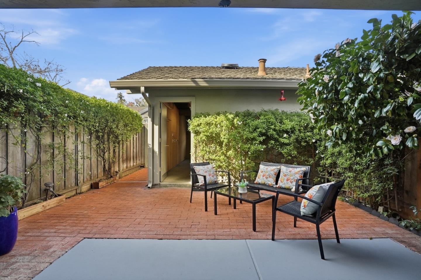 Detail Gallery Image 22 of 53 For 1140 Glenmeadow Court, San Jose,  CA 95125 - 3 Beds | 2/1 Baths