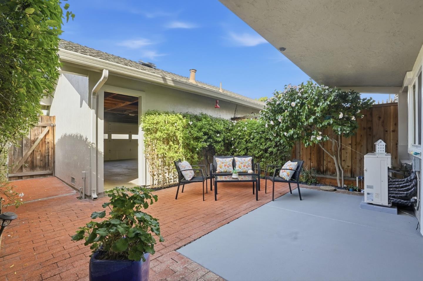 Detail Gallery Image 24 of 53 For 1140 Glenmeadow Court, San Jose,  CA 95125 - 3 Beds | 2/1 Baths