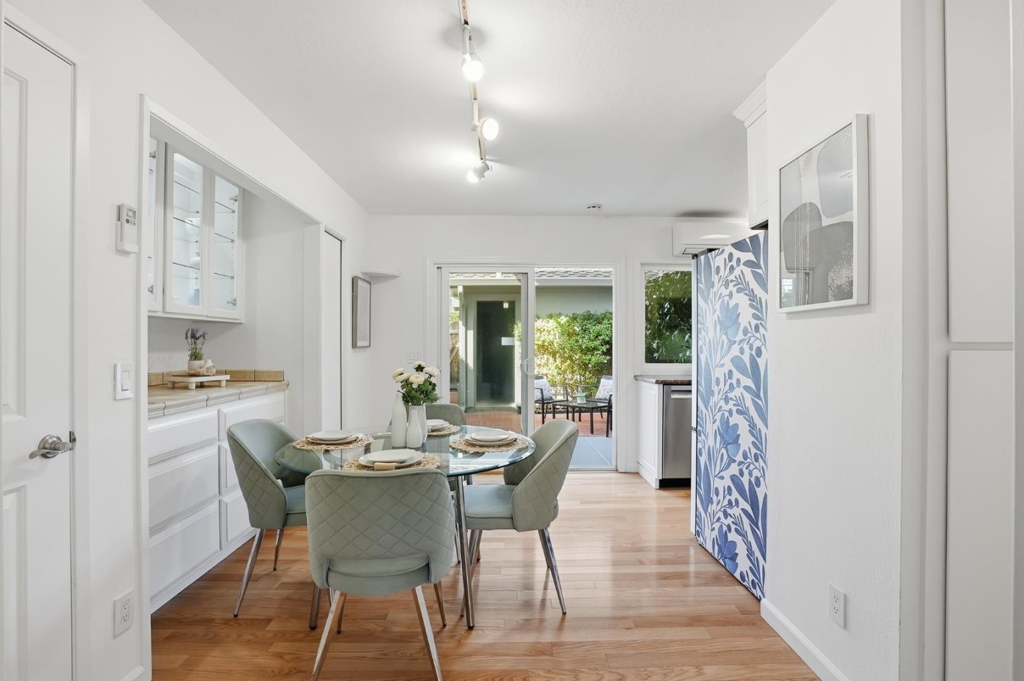 Detail Gallery Image 6 of 53 For 1140 Glenmeadow Court, San Jose,  CA 95125 - 3 Beds | 2/1 Baths