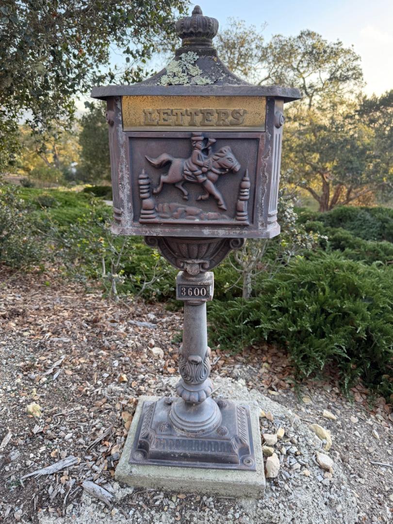 Detail Gallery Image 3 of 63 For 3600 via Mar Monte, Carmel,  CA 93923 - 5 Beds | 4 Baths