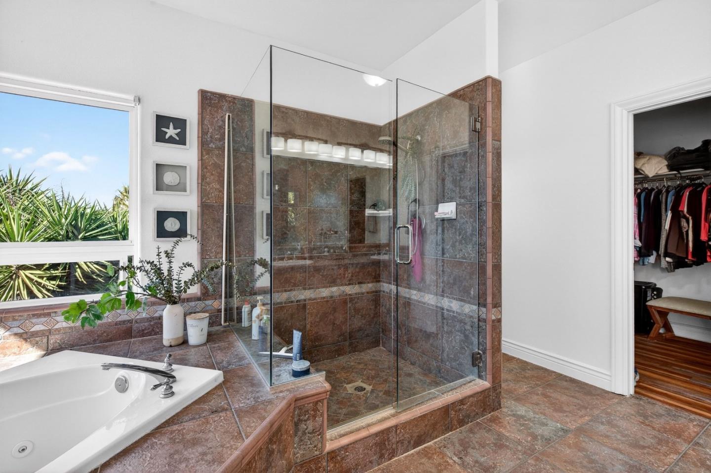 Detail Gallery Image 30 of 57 For 313 Taryn Ct, Hollister,  CA 95023 - 4 Beds | 3 Baths