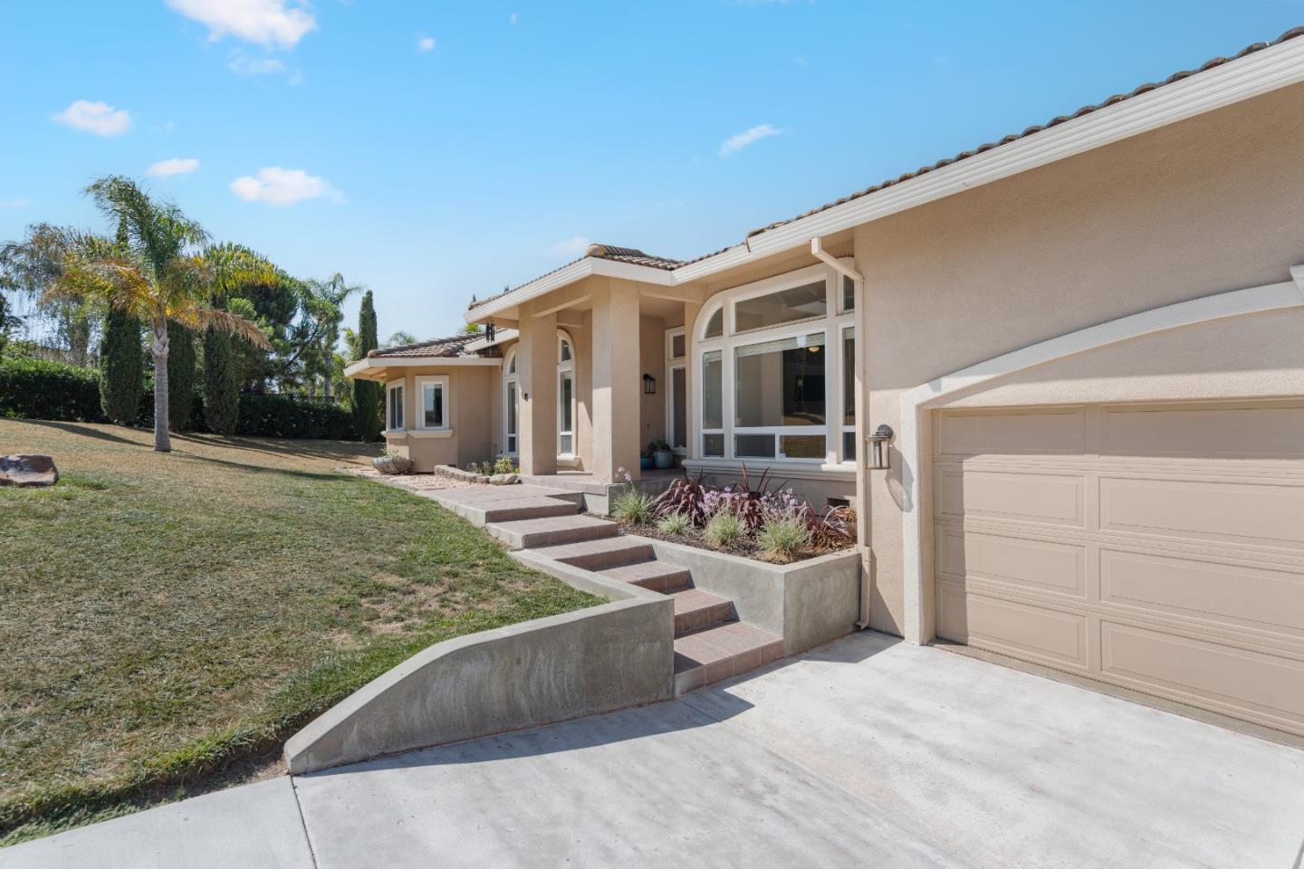 Detail Gallery Image 4 of 57 For 313 Taryn Ct, Hollister,  CA 95023 - 4 Beds | 3 Baths