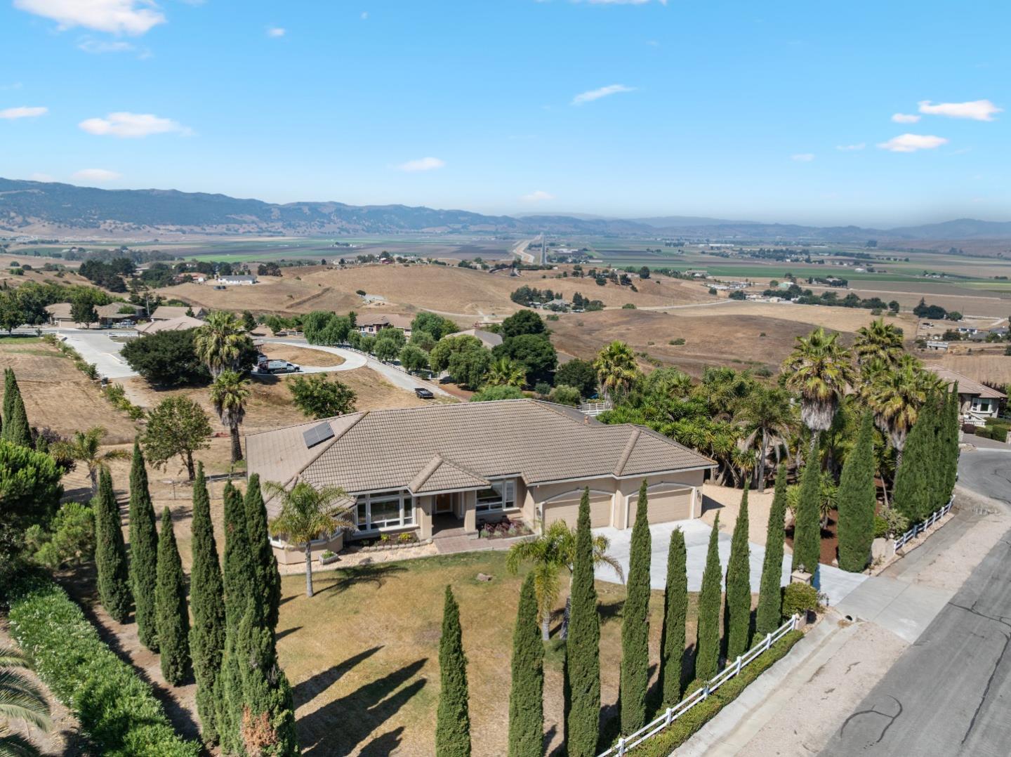 Detail Gallery Image 54 of 57 For 313 Taryn Ct, Hollister,  CA 95023 - 4 Beds | 3 Baths