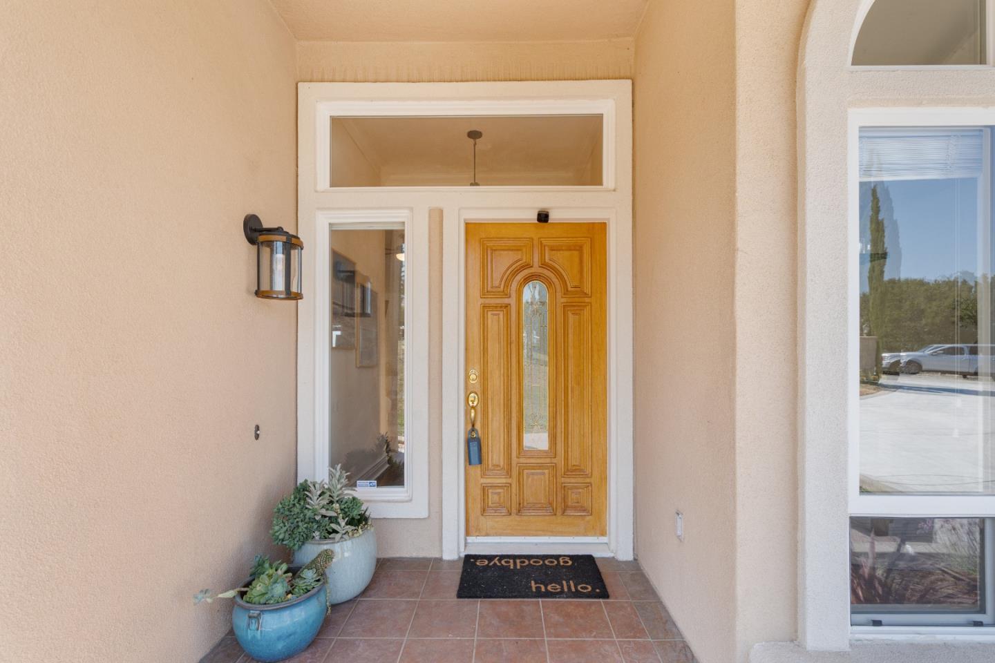 Detail Gallery Image 6 of 57 For 313 Taryn Ct, Hollister,  CA 95023 - 4 Beds | 3 Baths