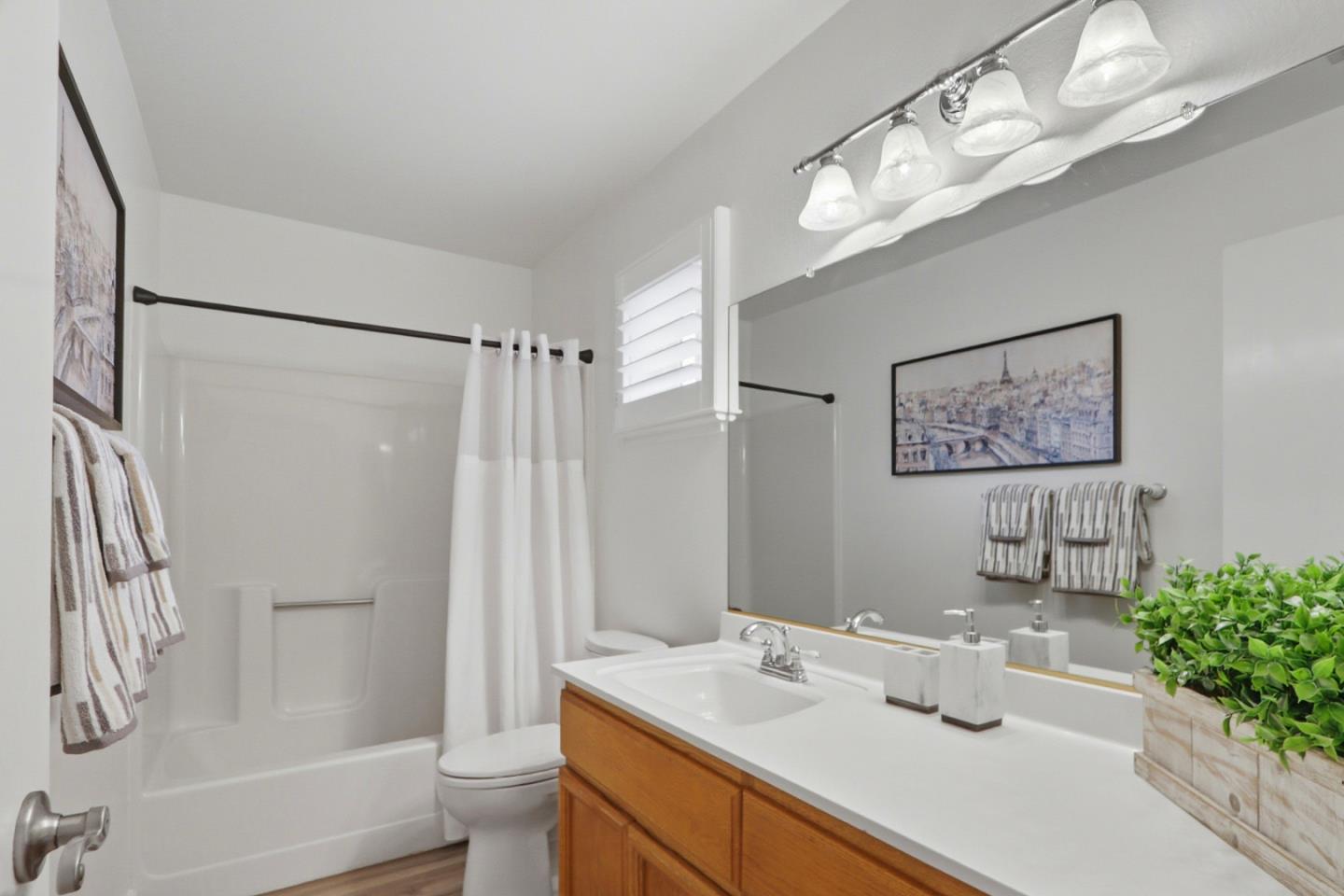 Detail Gallery Image 25 of 43 For 2383 Leptis Cir, Morgan Hill,  CA 95037 - 2 Beds | 2/1 Baths