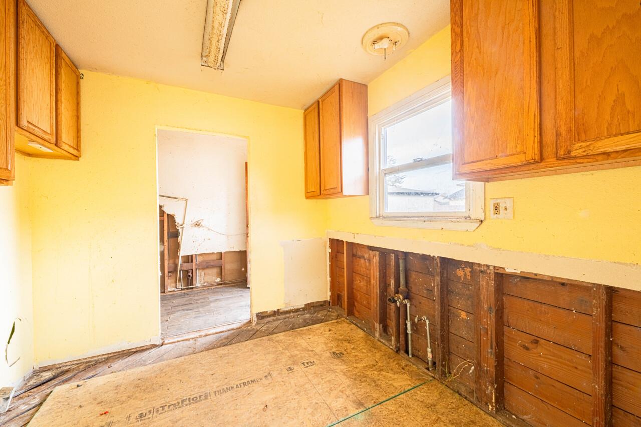 Detail Gallery Image 11 of 23 For 276 Noice, Salinas,  CA 93906 - 2 Beds | 1 Baths