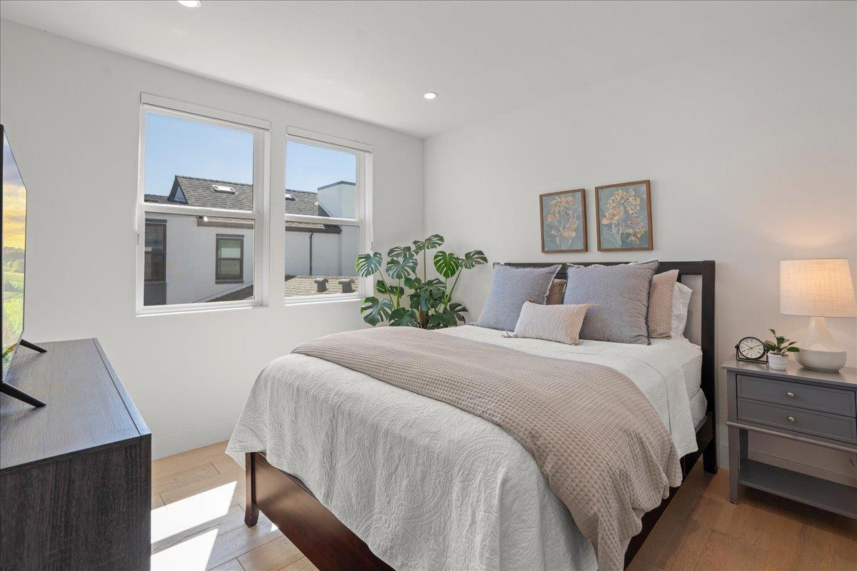 Detail Gallery Image 13 of 25 For 16293 Gellatt Ct, Los Gatos,  CA 95032 - 2 Beds | 2 Baths