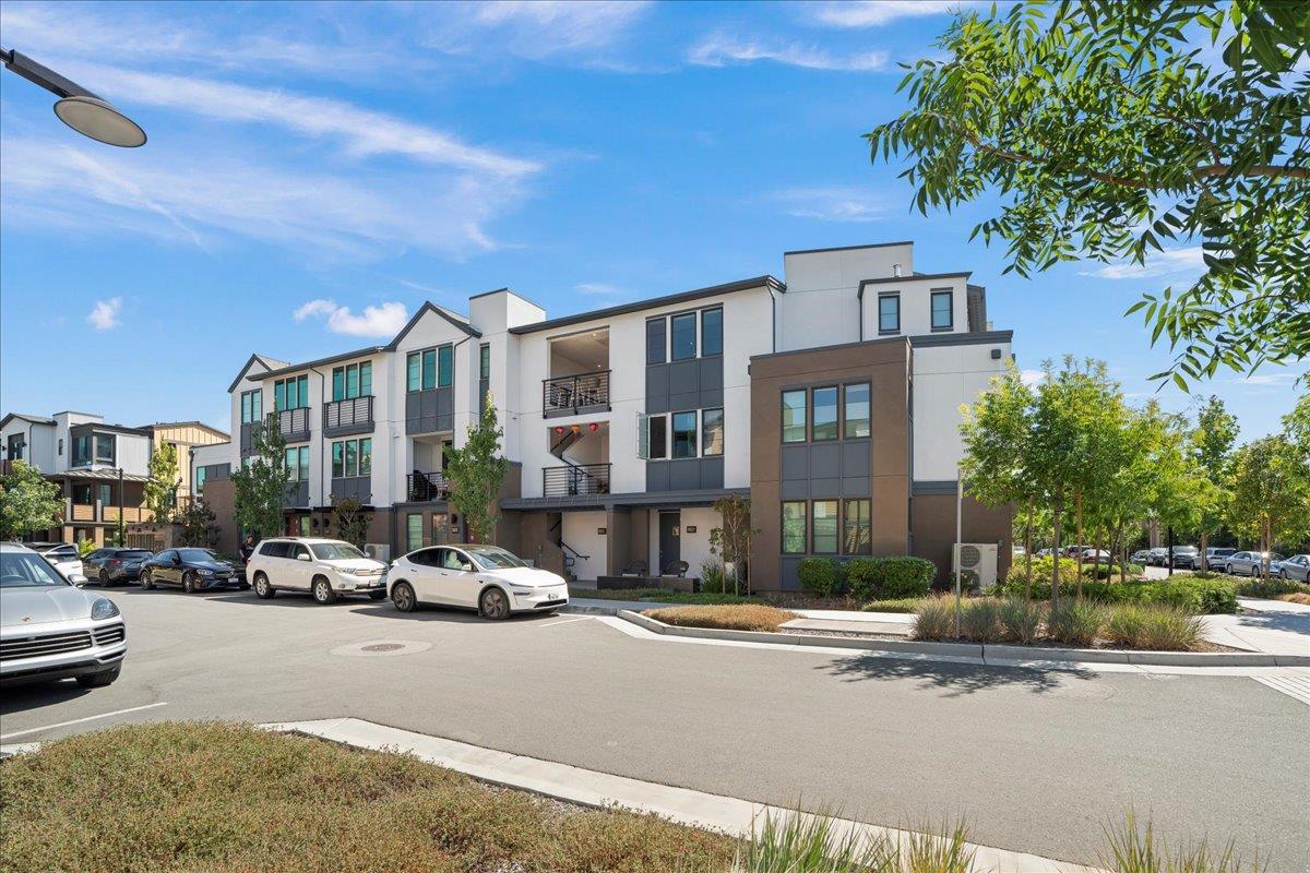 Detail Gallery Image 18 of 25 For 16293 Gellatt Ct, Los Gatos,  CA 95032 - 2 Beds | 2 Baths