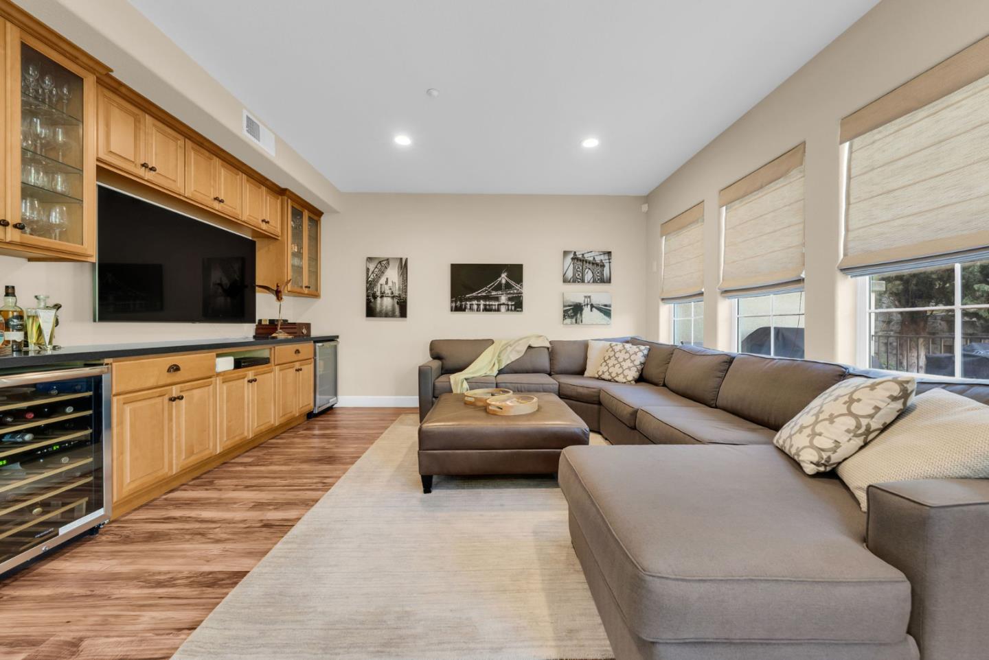 Detail Gallery Image 39 of 39 For 303 Mullinix Way, San Jose,  CA 95136 - 3 Beds | 2/1 Baths