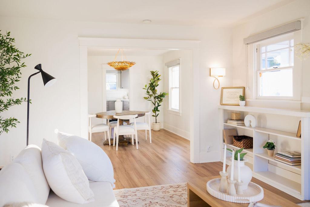 Detail Gallery Image 10 of 37 For 791 Spruce Ave, Pacific Grove,  CA 93950 - 4 Beds | 2 Baths